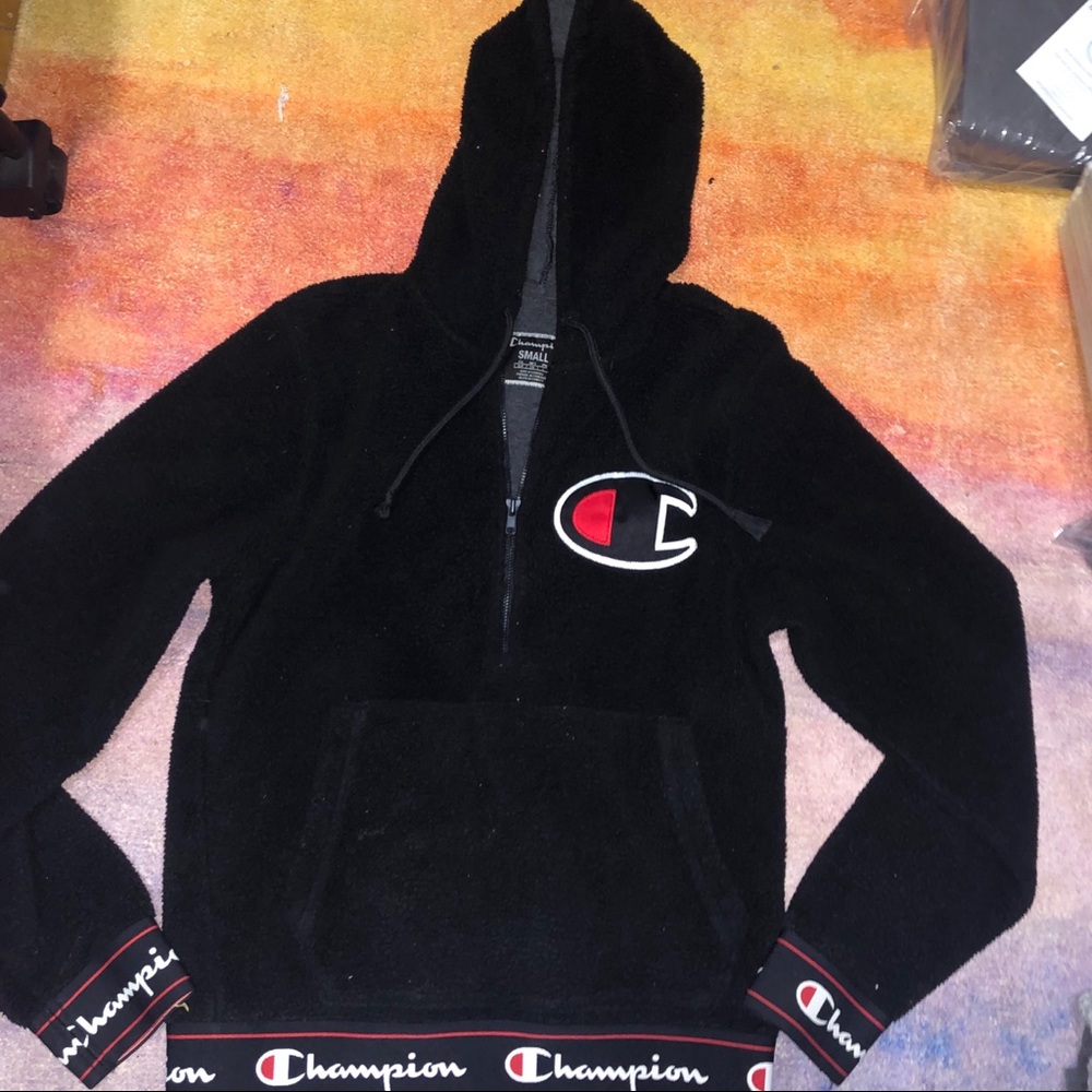 Quarter zip fuzzy material champion sweatshirt